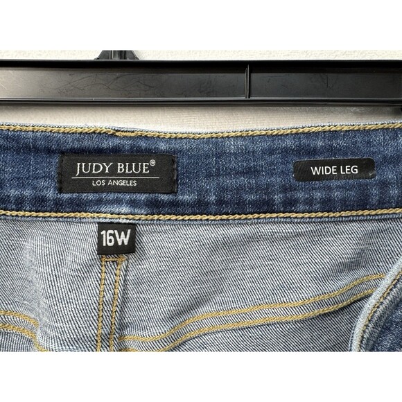 Judy Blue Wide Leg Cropped Jeans Size 16W Destroyed Distressed Stretch Denim - Picture 4 of 10
